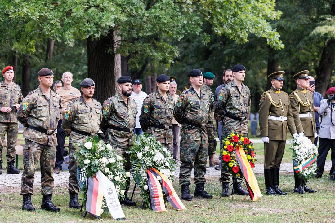 Kauno karių kapinėse perlaidoti vokiečių kariai