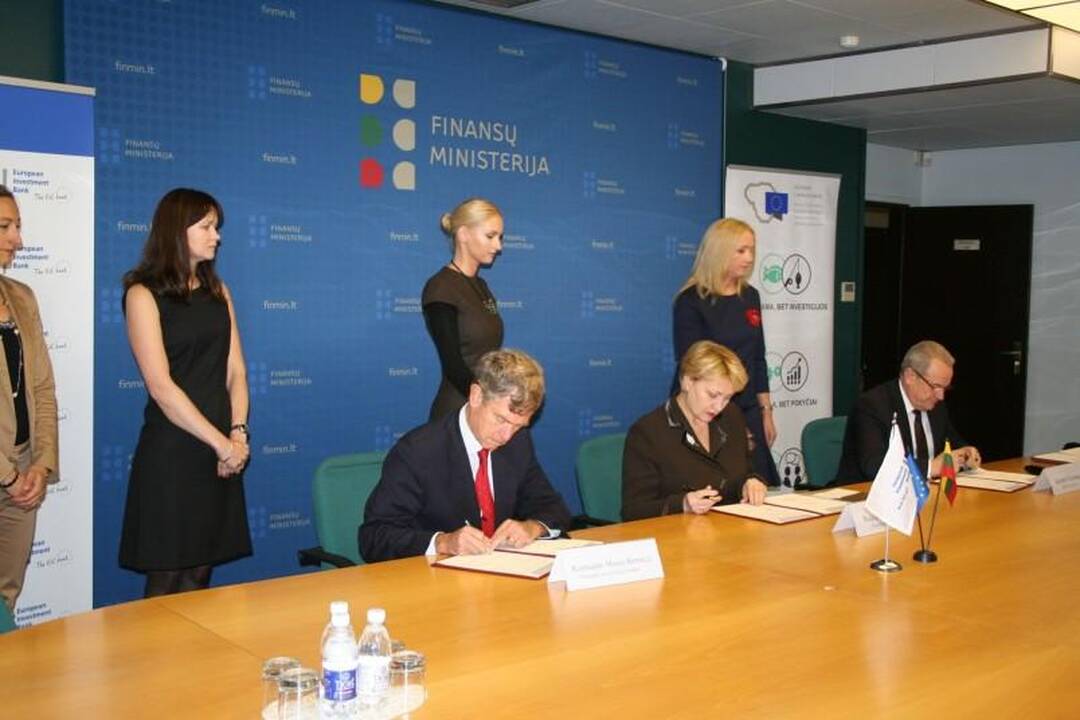 Lietuva daugiabučių renovaciją skatins ir privačių investuotojų lėšomis