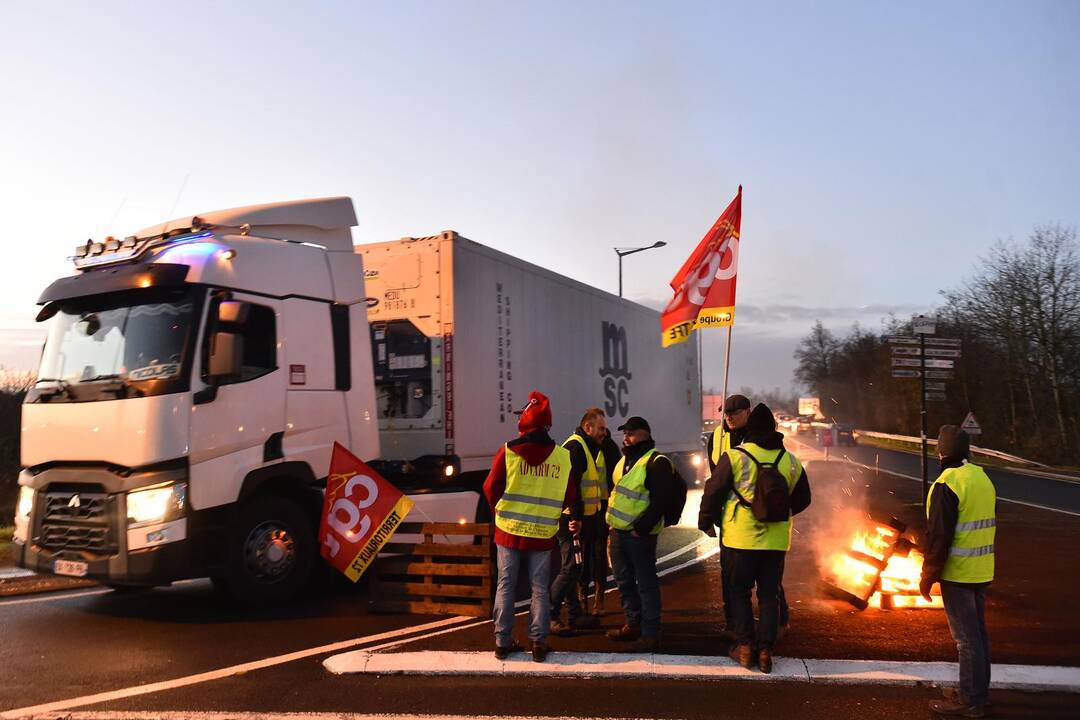 „Geltonųjų liemenių“ protestai Paryžiuje