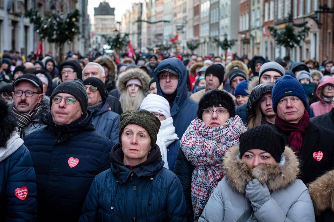 Nužudyto Gdansko mero laidotuvės