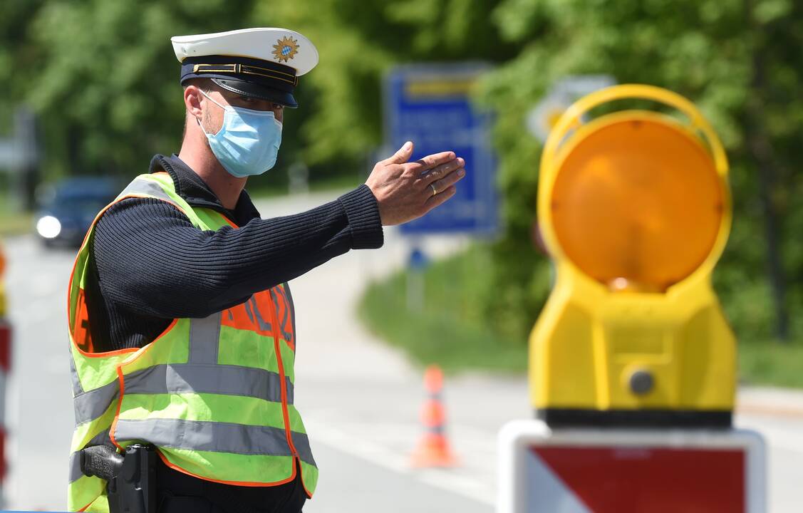 Vokietija sieks atšaukti patikras pasienyje