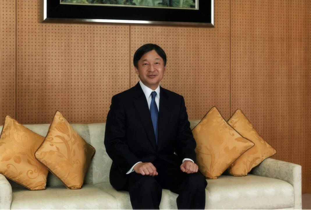Naruhito (kairėje) ir Akihito 