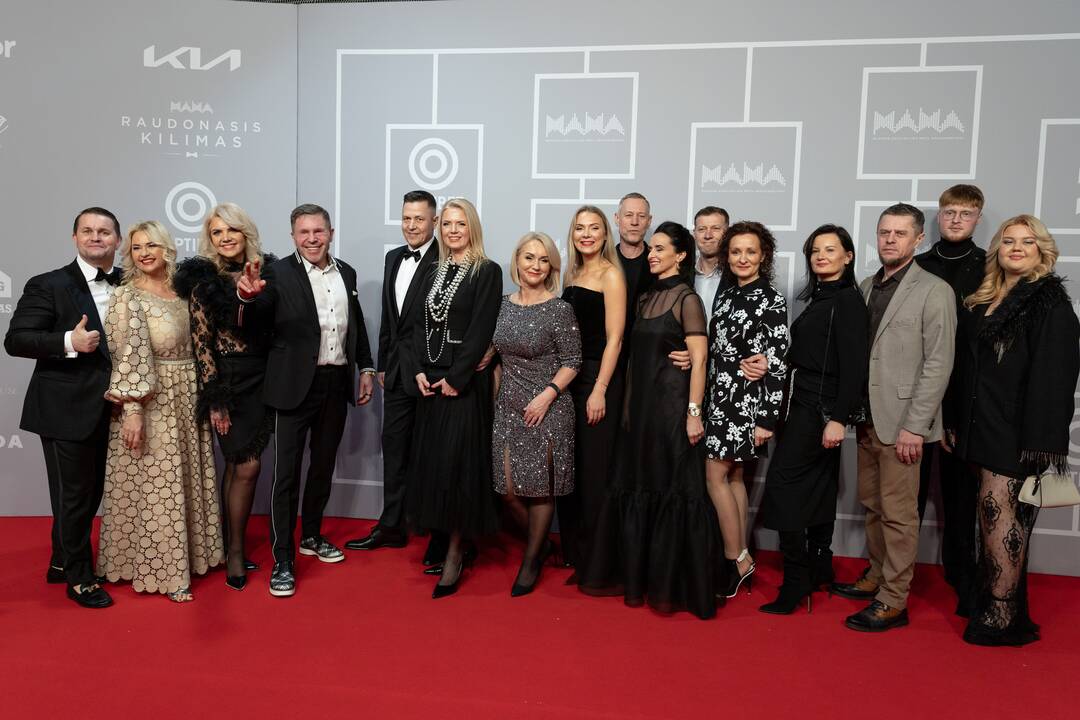 Apdovanojimų „M.A.M.A 2024“ raudonojo kilimo svečiai