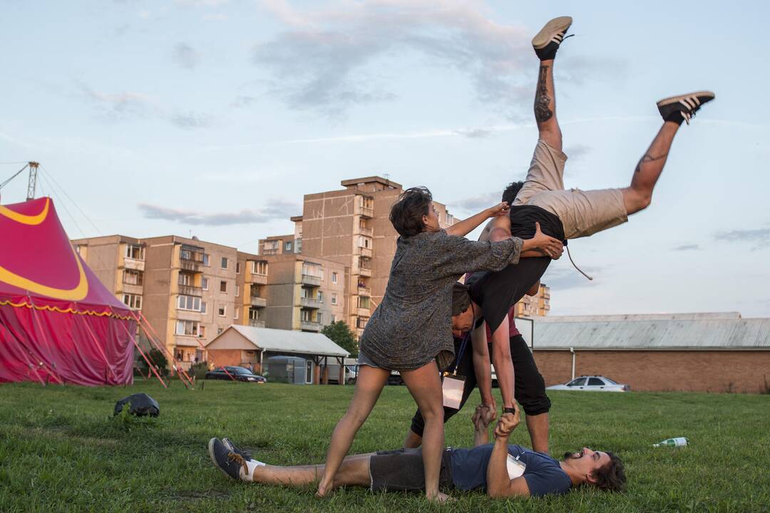 Festivalis „Cirkuliacija“ – kasdienybę sprogdinusi bomba