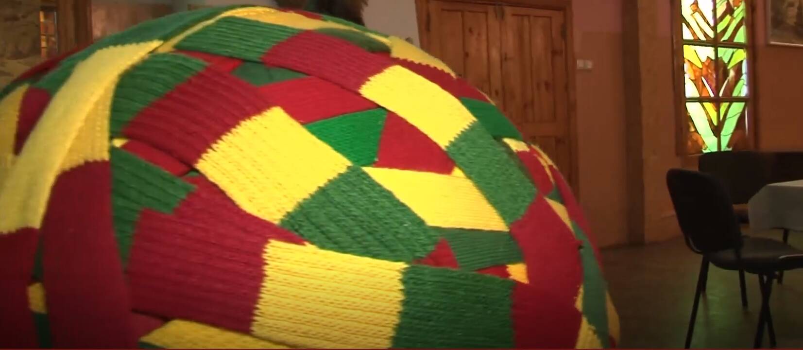 Parduotuves užplūdo tautiškos atributikos ieškantys pirkėjai