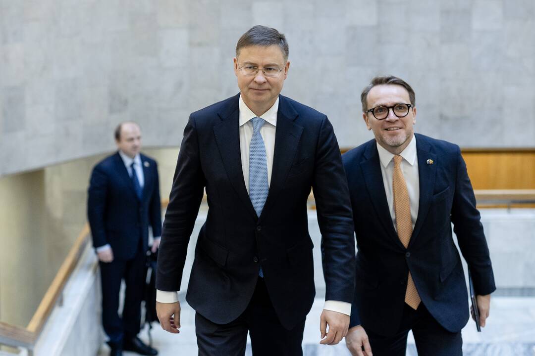 G. Paluckas susitiko su Europos Komisijos nariu V. Dombrovskiu