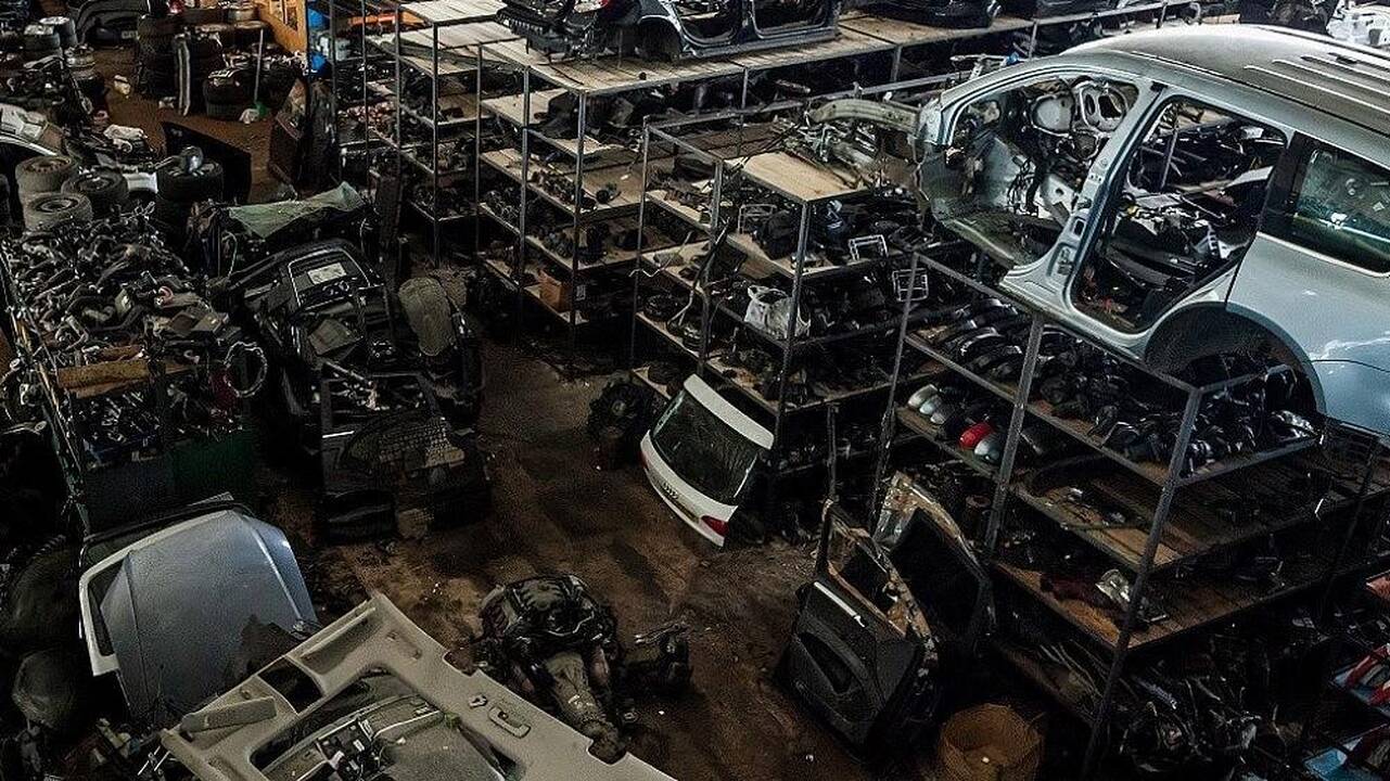 Koks yra nelegaliai išardomų transporto priemonių šešėlis?