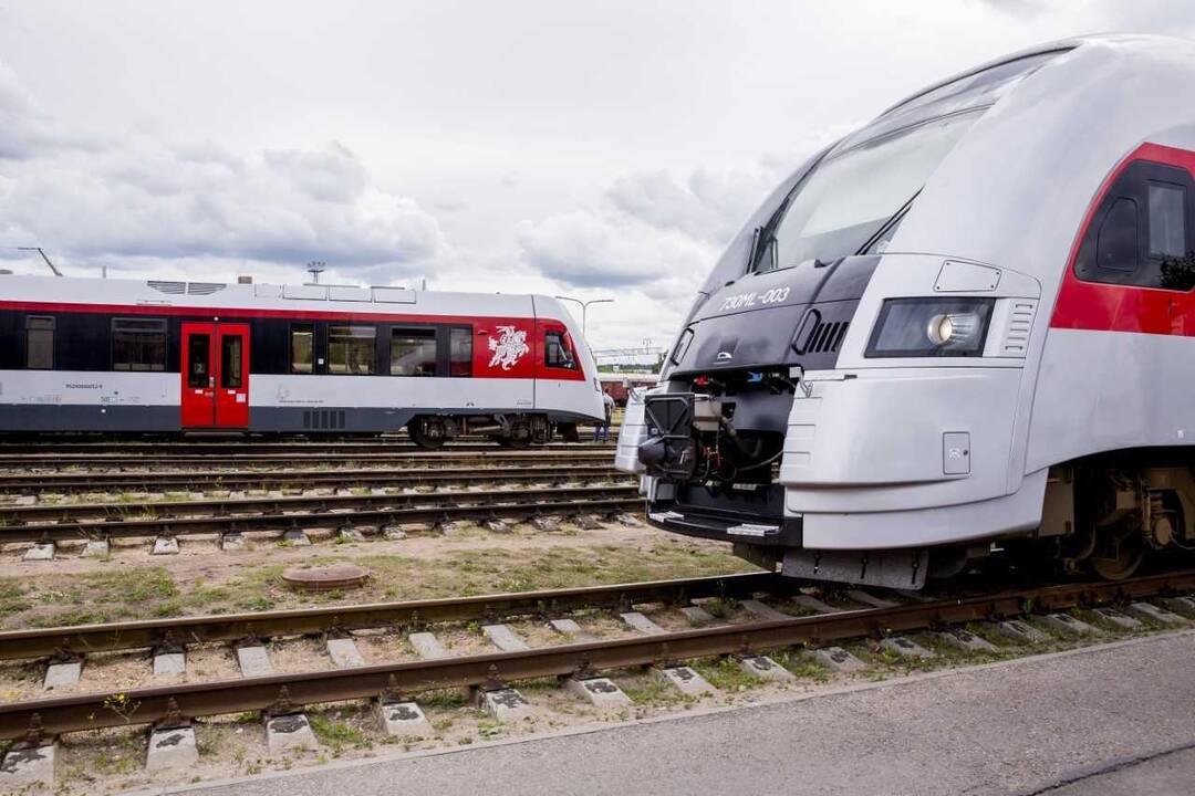 „Lietuvos geležinkeliai“ siuntas veš į 18 šalies miestų