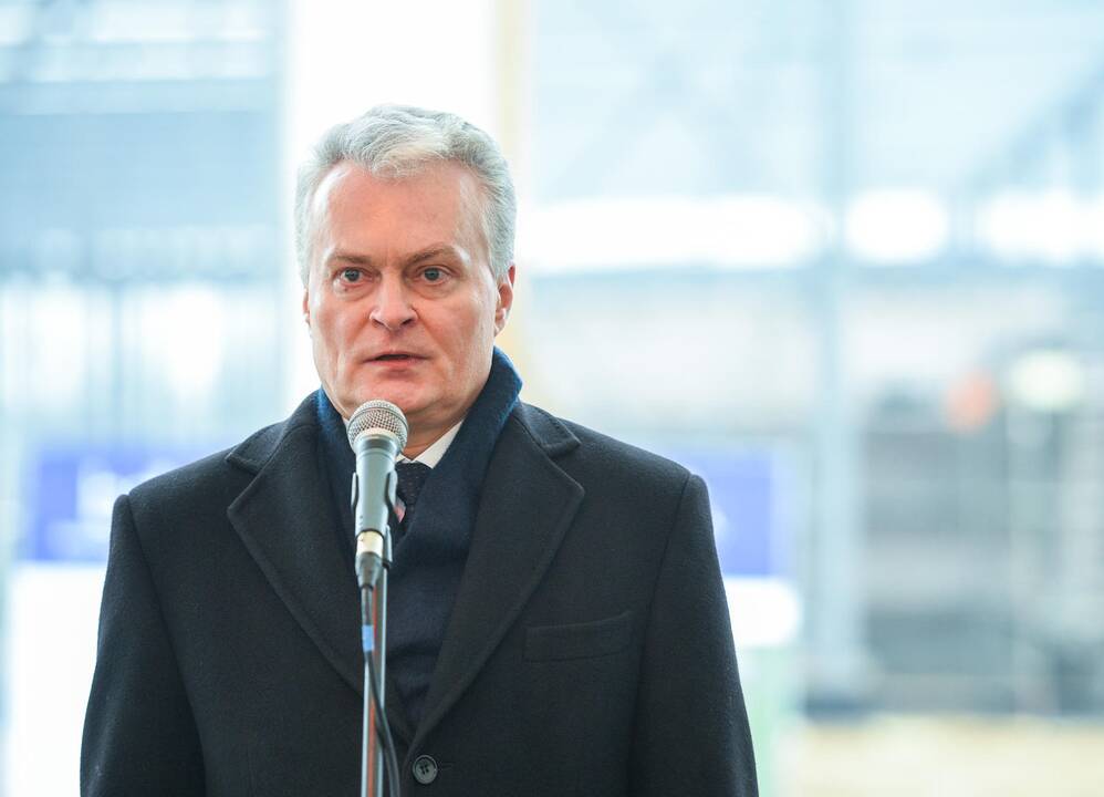 Prezidentas dalyvavo „Intersurgical“ gamyklos statybų pradžios renginyje