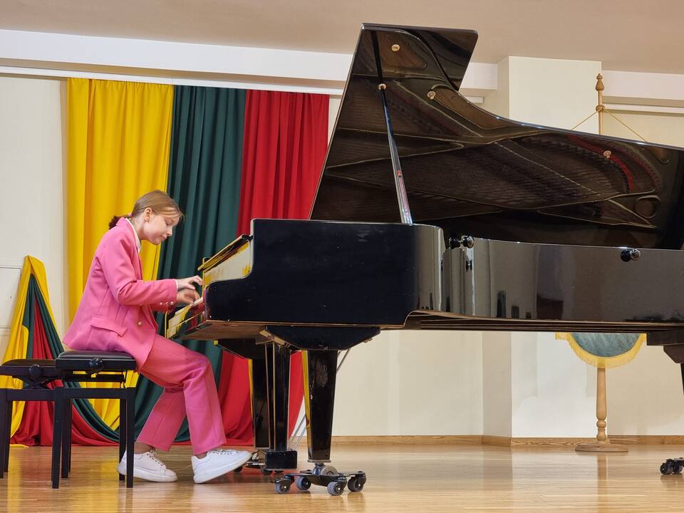 Įvertinimas: už pasirodymą muzikantai buvo apdovanoti diplomais ir atminimo dovanėlėmis.