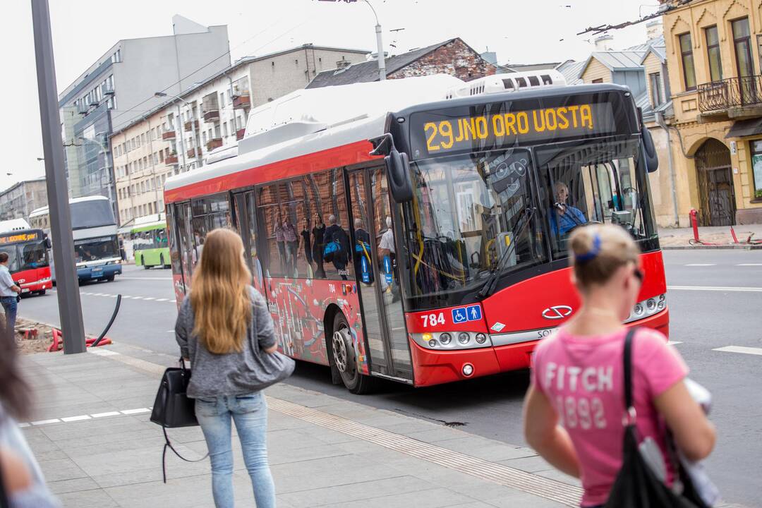 Kauno autobusų vairuotojams trūksta poilsio? 