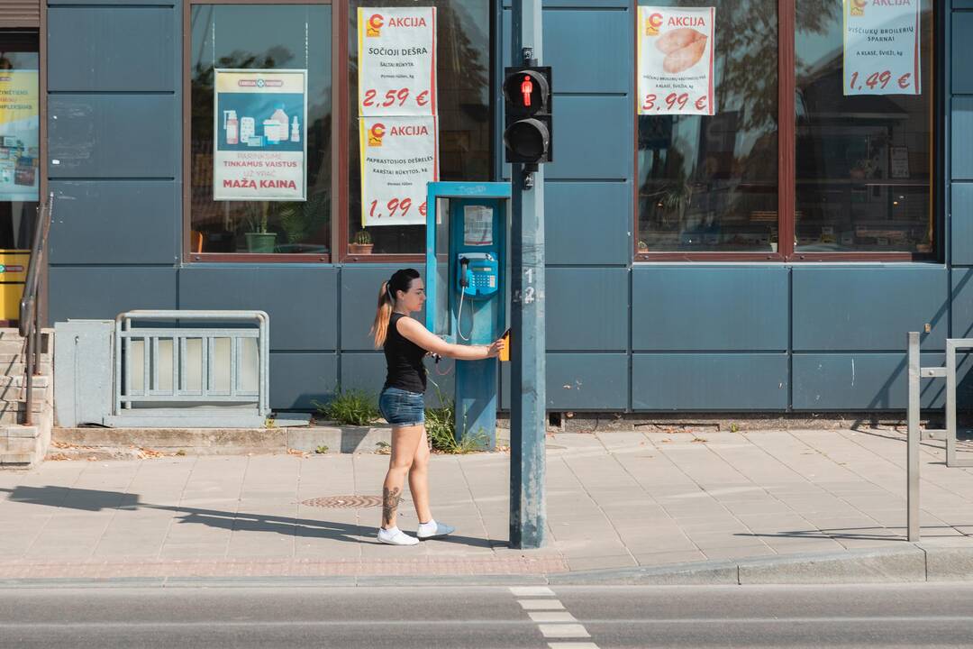 Pėsčiųjų skundas: ar veikia perėjų jungikliai?