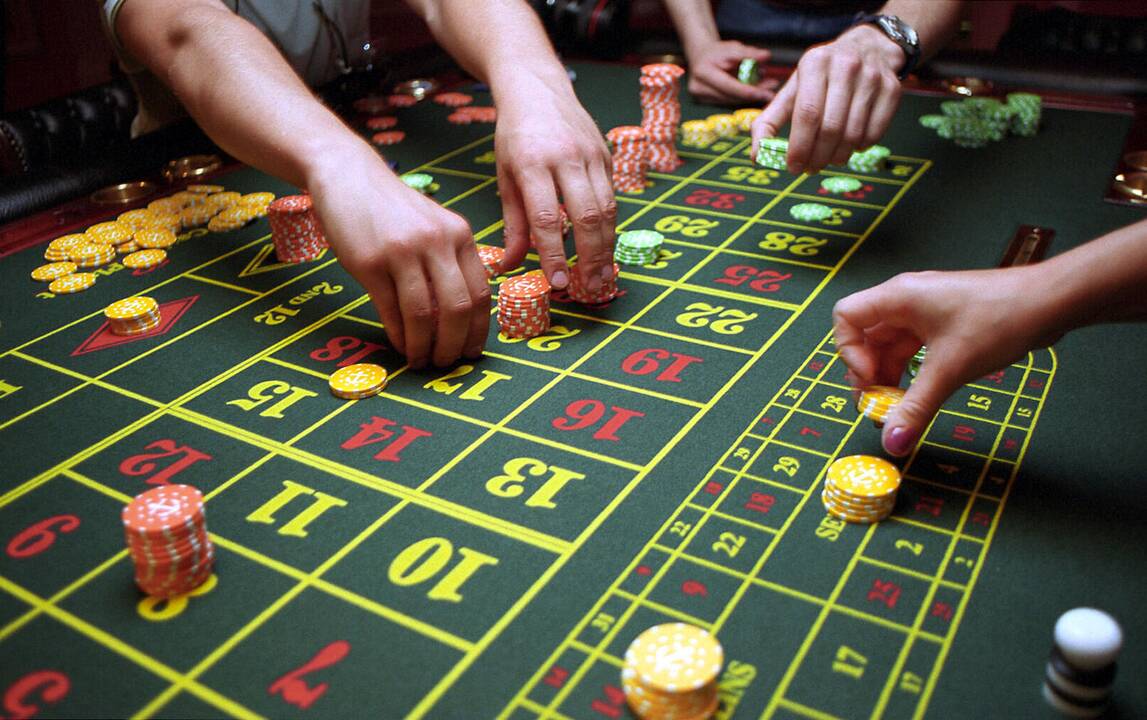 Buvęs lošėjas: didžiausia artimųjų klaida – remti finansiškai