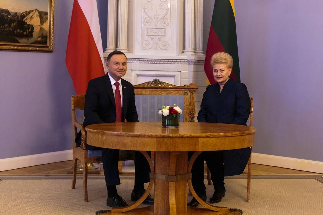 Kodėl A. Duda praėjo pro J. Basanavičiaus kapą?