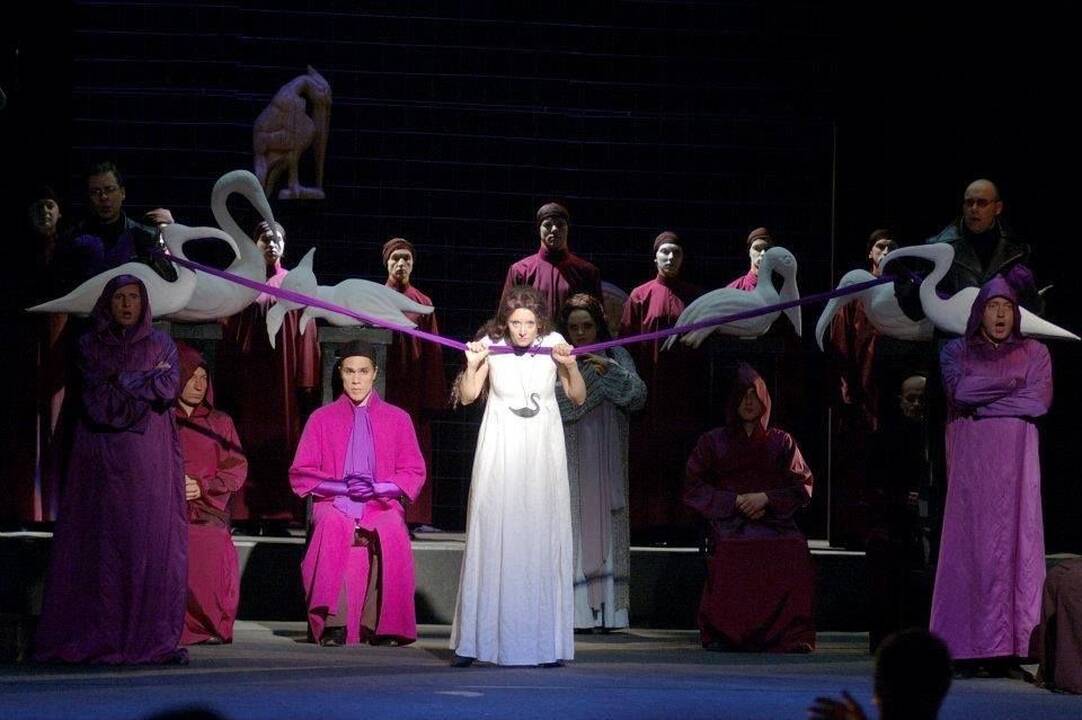 J. Grikšienė E. Balsio operoje „Kelionė į Tilžę“.