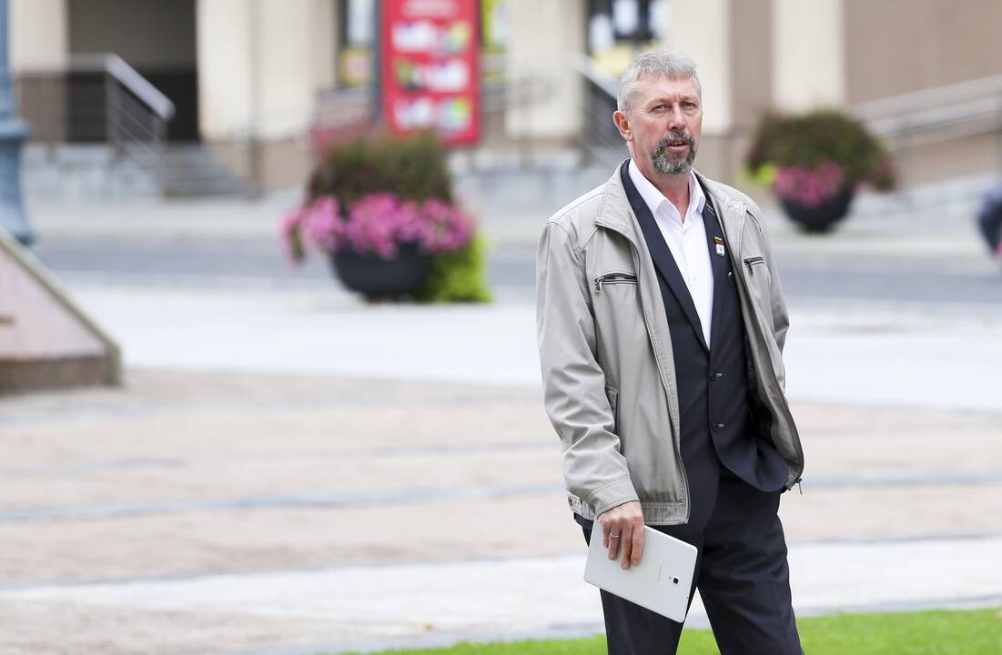 Seimo pirmininkė susitiko su Šeimų sąjūdžio aktyvistais