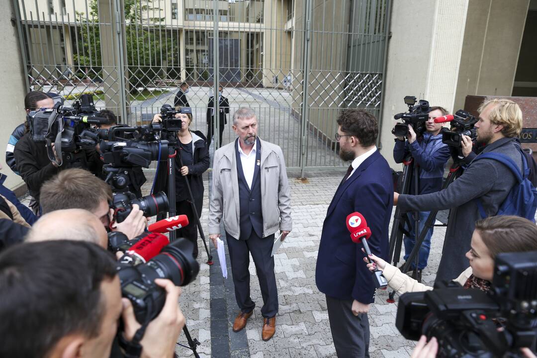 Seimo pirmininkė susitiko su Šeimų sąjūdžio aktyvistais