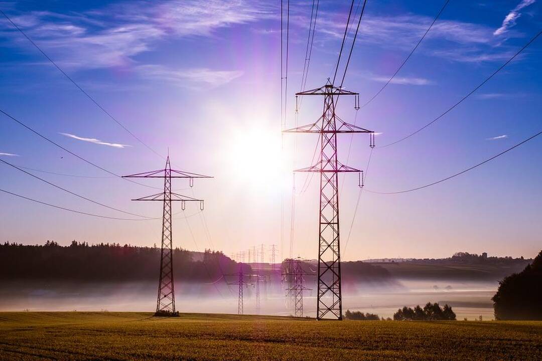 Elektra Lietuvoje nuo balandžio pabrango beveik perpus