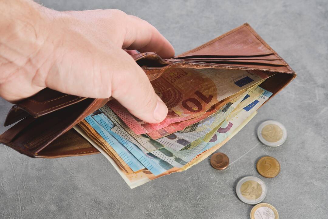 Sieks gerinti grynųjų pinigų pasiekiamumą: idėja, kad reikia jų atsisakyti – pasenusi