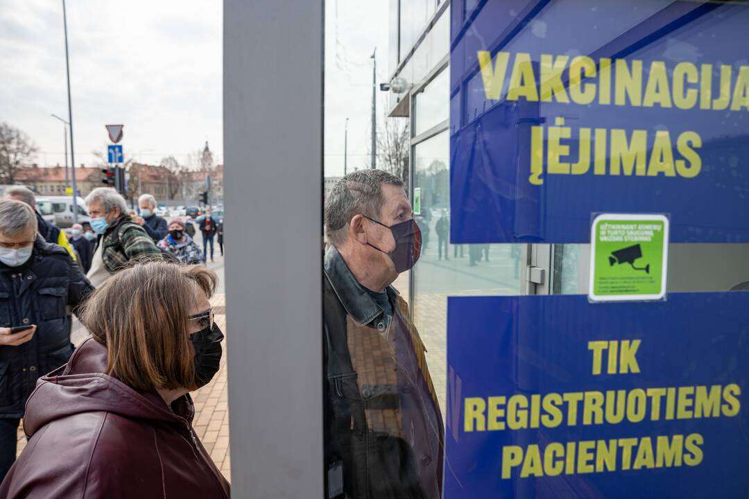 Skiepytis kviečiami neįgaliuosius ir sunkius ligonius slaugantys vilniečiai