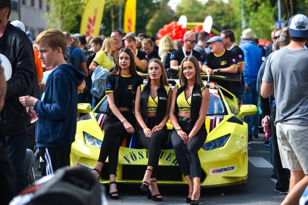 Prasidėjo 20-osios „Aurum 1006 km lenktynės“