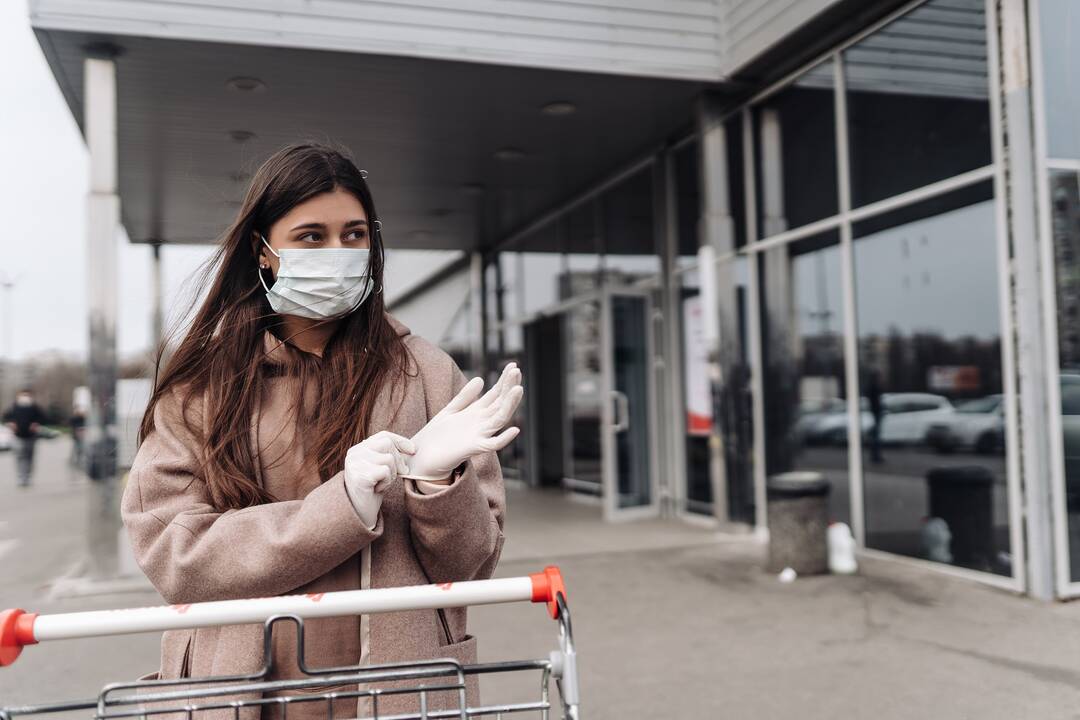 A. Veryga: apribojus automobilių stovėjimo vietas žmonės pagalvos, ar važiuoti į prekybos centrą