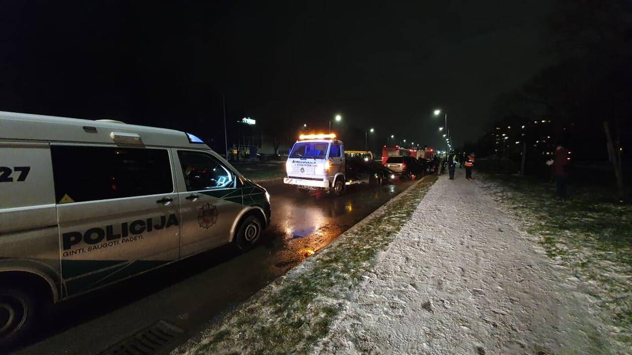Neblaivaus vairuotojo sukelta avarija Šiaurės prospekte