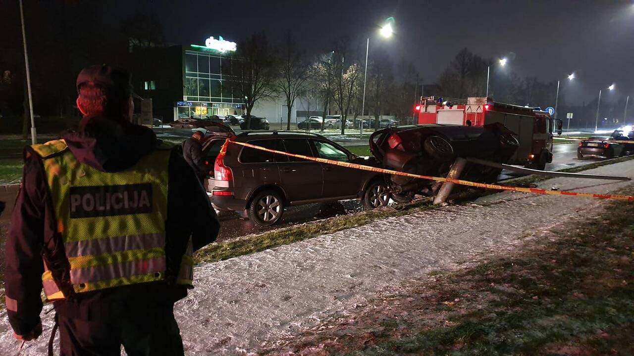 Neblaivaus vairuotojo sukelta avarija Šiaurės prospekte