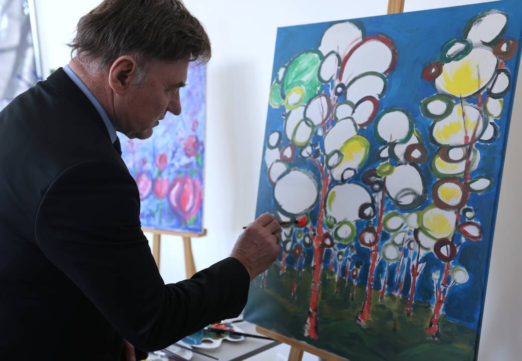 Įkurtuvės VDU Ugnės Karvelis gimnazijoje
