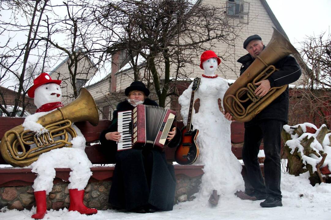 Senių besmegenių konkursas