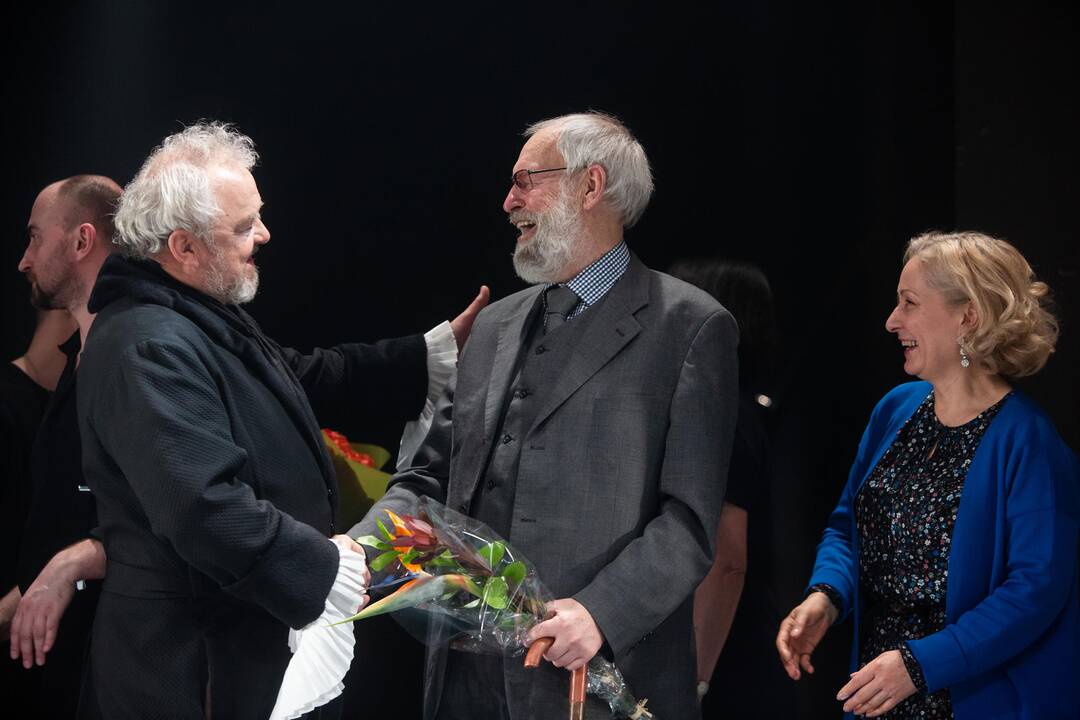 Už pasišventimą teatrui – „Laisvės“ skulptūra 