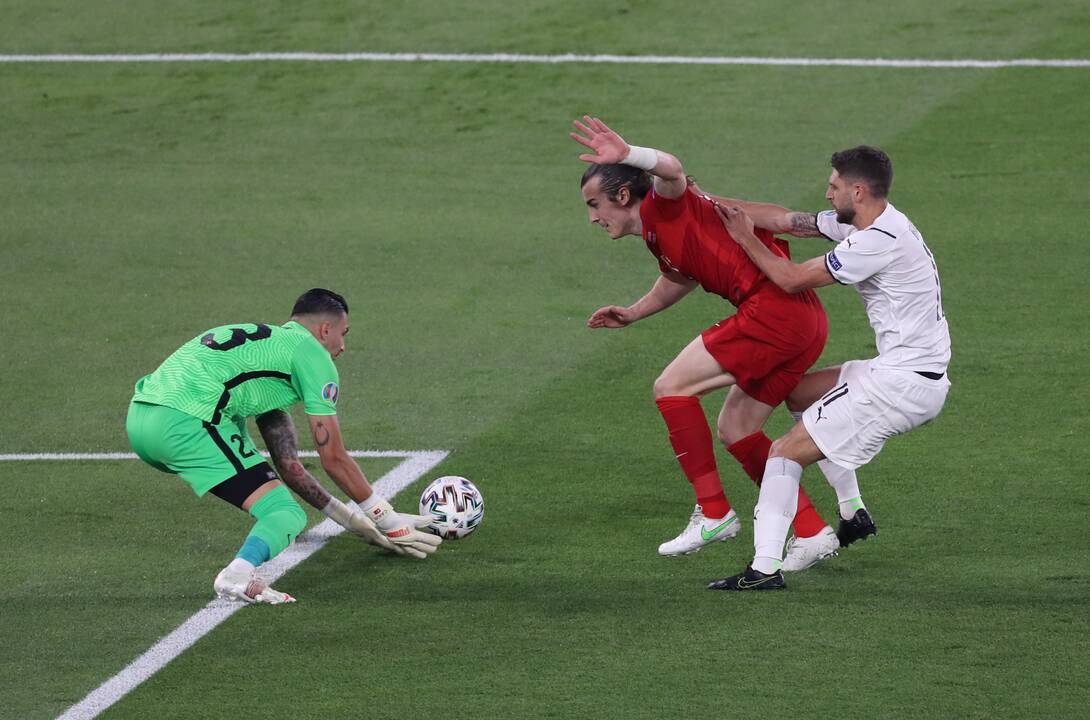 Europos futbolo čempionatas: Turkija – Italija 0:3