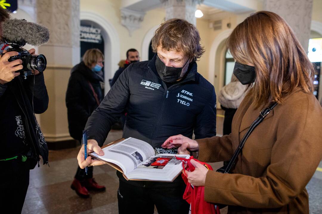 B. Vanagas iš Dakaro ralio grįžo į Lietuvą