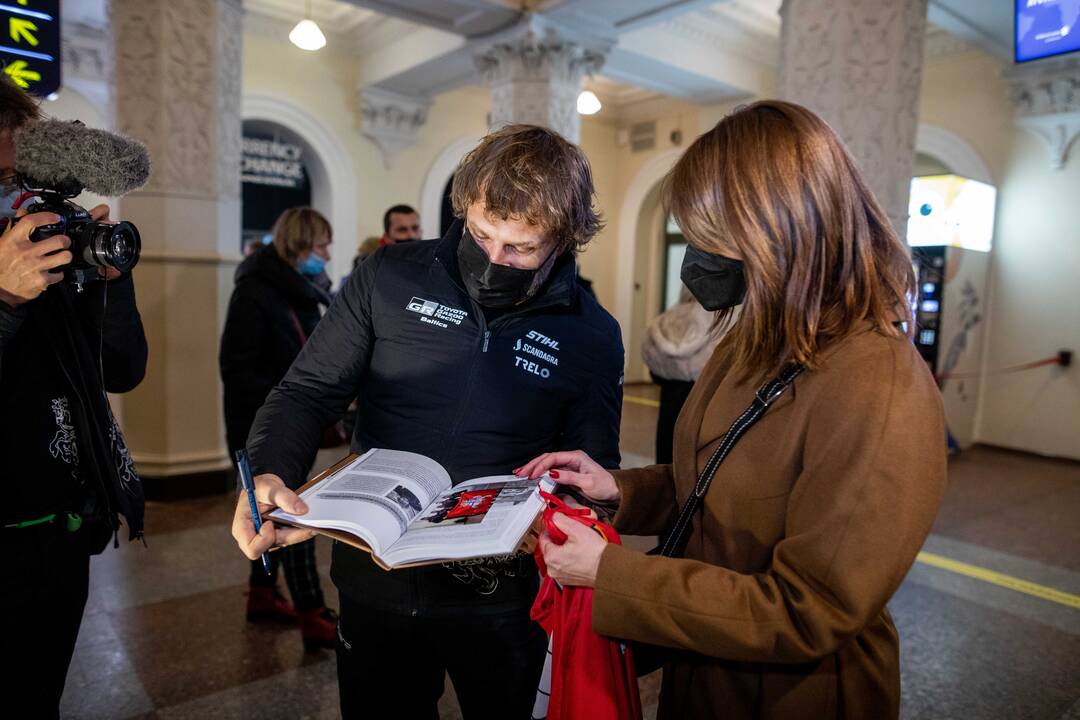 B. Vanagas iš Dakaro ralio grįžo į Lietuvą