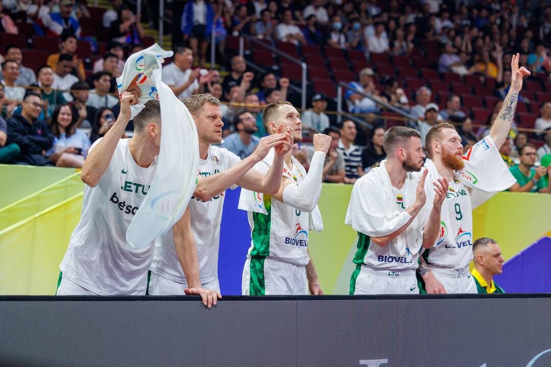 Pasaulio krepšinio čempionatas Filipinuose: Lietuva – Latvija 63:98