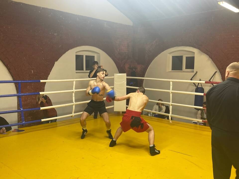 Varžovai: „Semipro“ lygos turnyre kovojo olimpinių svorio kategorijų boksininkai.