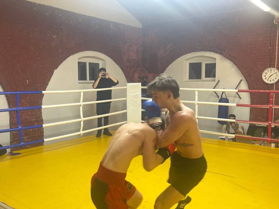 Varžovai: „Semipro“ lygos turnyre kovojo olimpinių svorio kategorijų boksininkai.