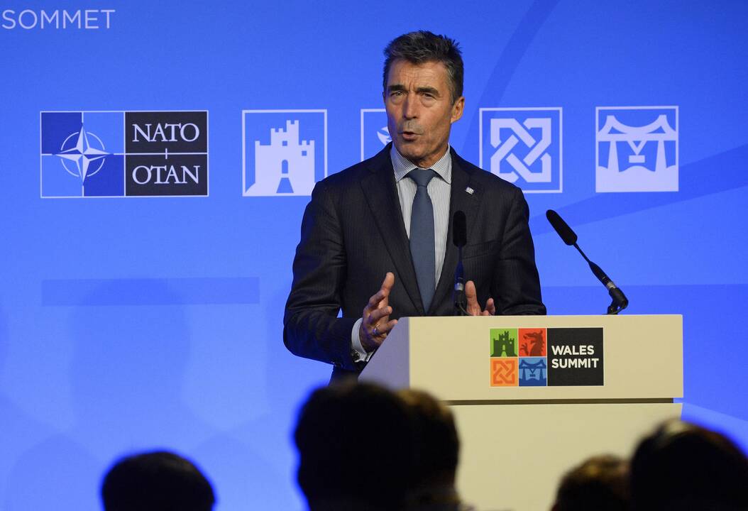 A.F.Rasmussenas: Rusija nežengė nė vieno žingsnio, kad taika Ukrainoje taptų įmanoma