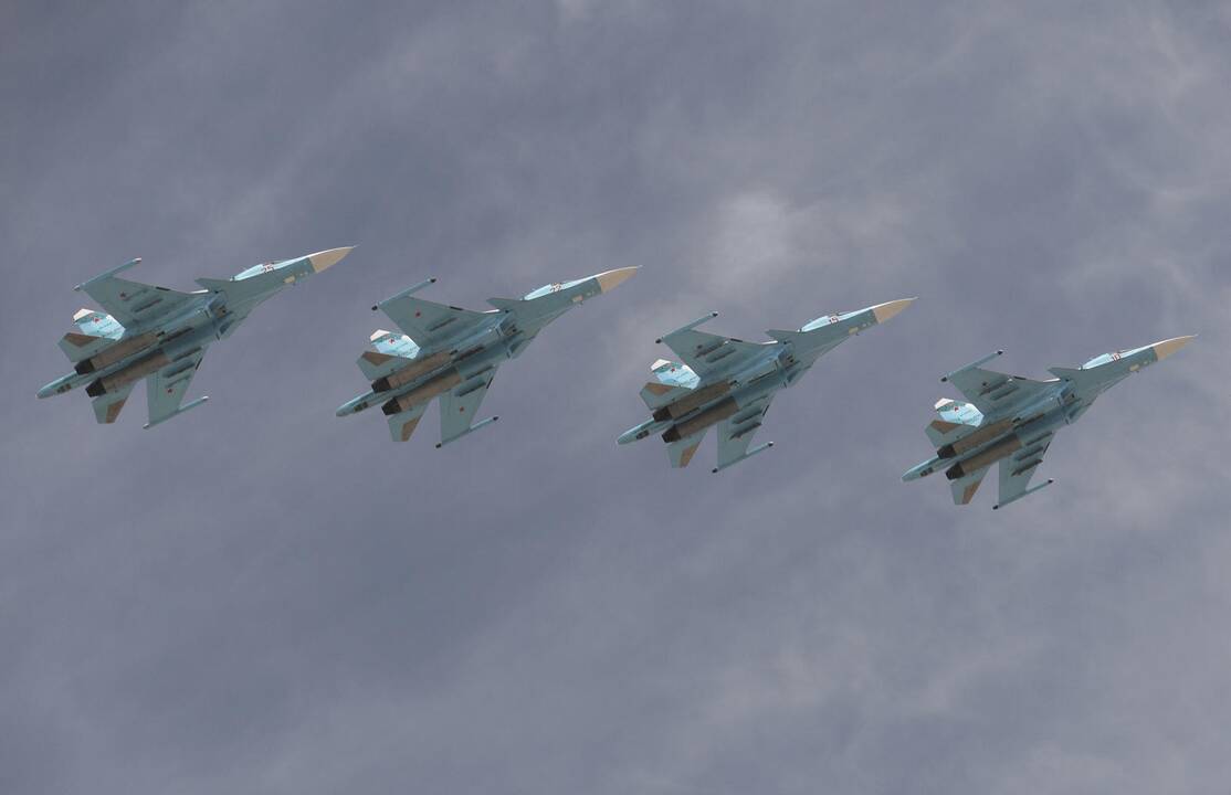 Lėktuvai Su-34