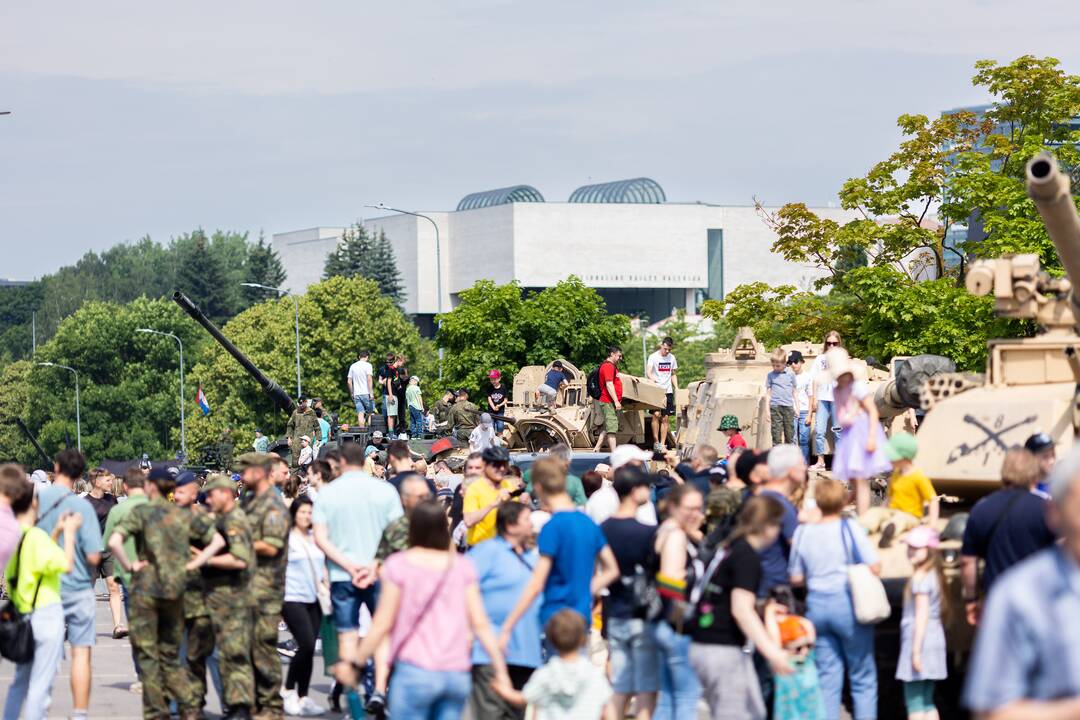 NATO festivalis prie Baltojo tilto
