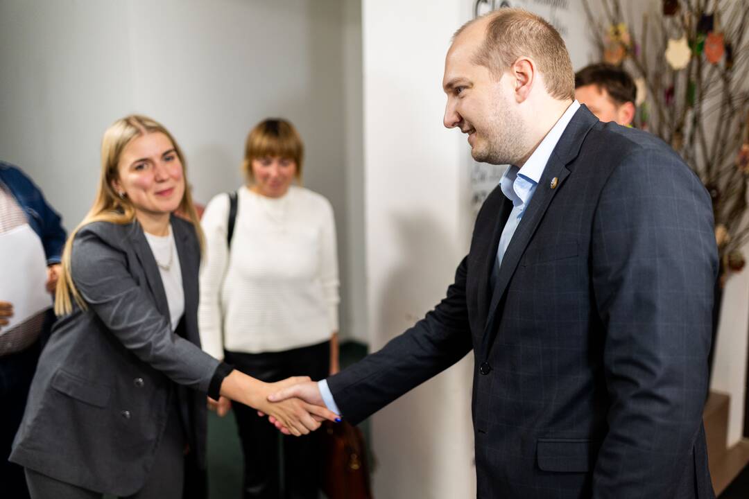 Švietimo ministras susitinka su mokytojų profesine sąjunga