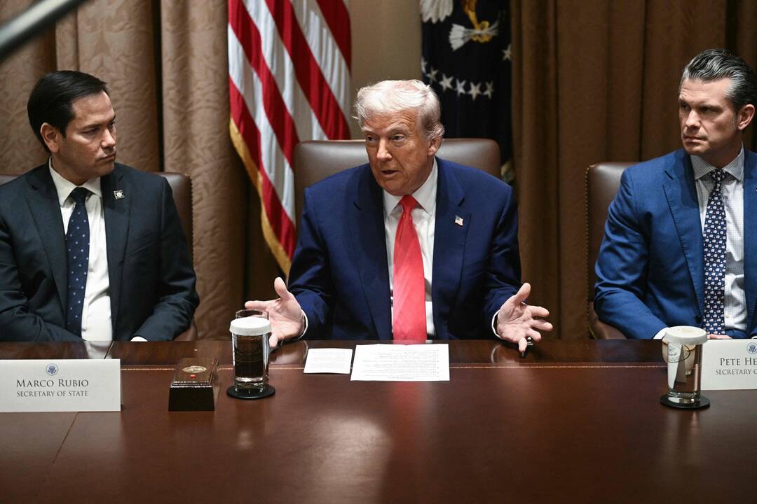 JAV teisėja sustabdė Trumpo siekį panaikinti 500 tūkst. imigrantų teisinį statusą