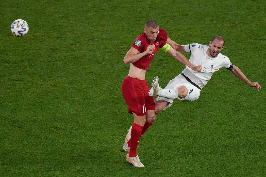 Europos futbolo čempionatas: Turkija – Italija 0:3