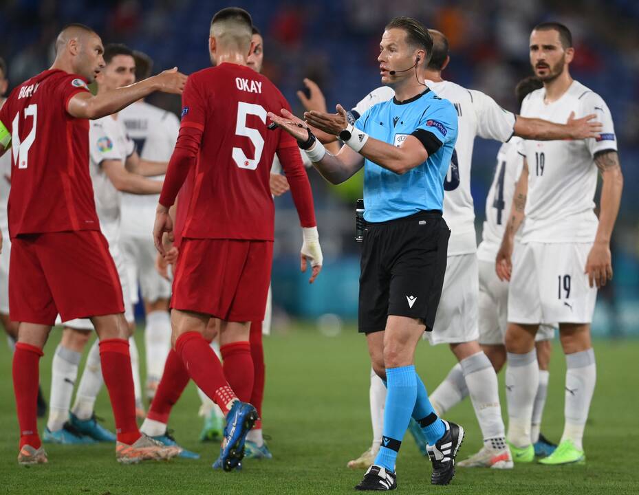Europos futbolo čempionatas: Turkija – Italija 0:3