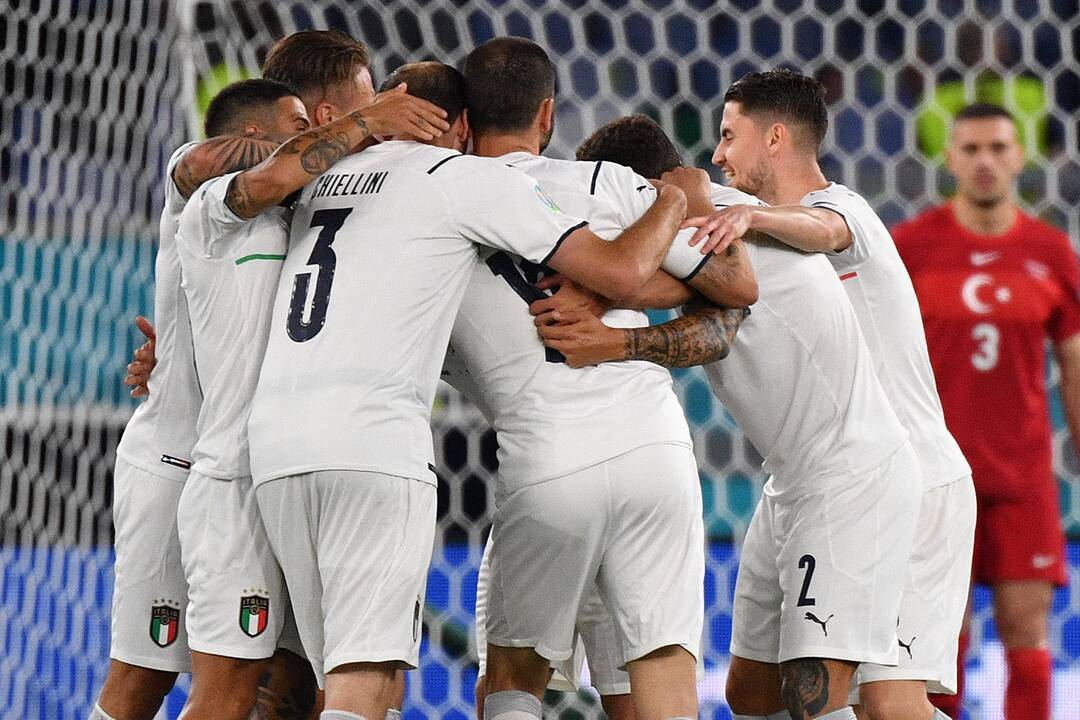Europos futbolo čempionatas: Turkija – Italija 0:3