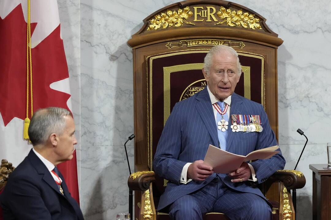 Karalius Charlesas III po Trumpo grasinimų pabrėžia Kanados apsisprendimo teisę