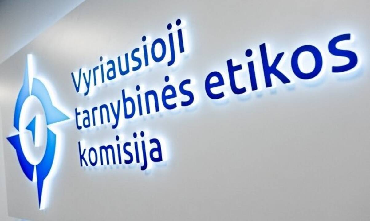 VTEK: Ukmergės Basanavičiaus gimnazijos direktorius Grigas supainiojo viešus ir privačius interesus