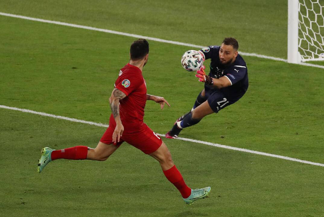 Europos futbolo čempionatas: Turkija – Italija 0:3