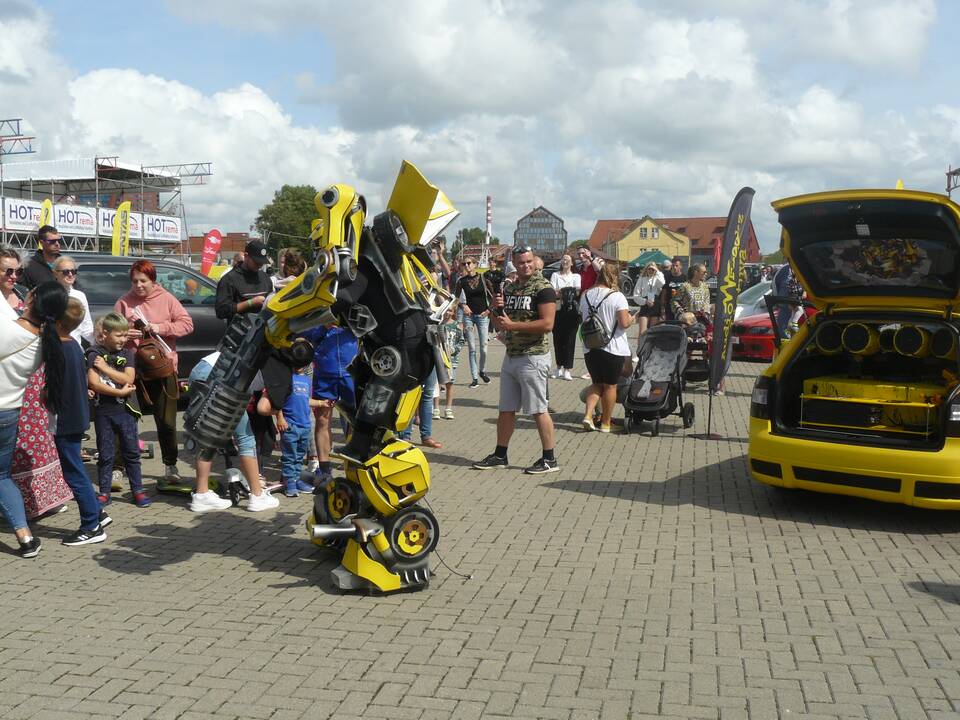 Automobilių paroda „West Town Motor Show“