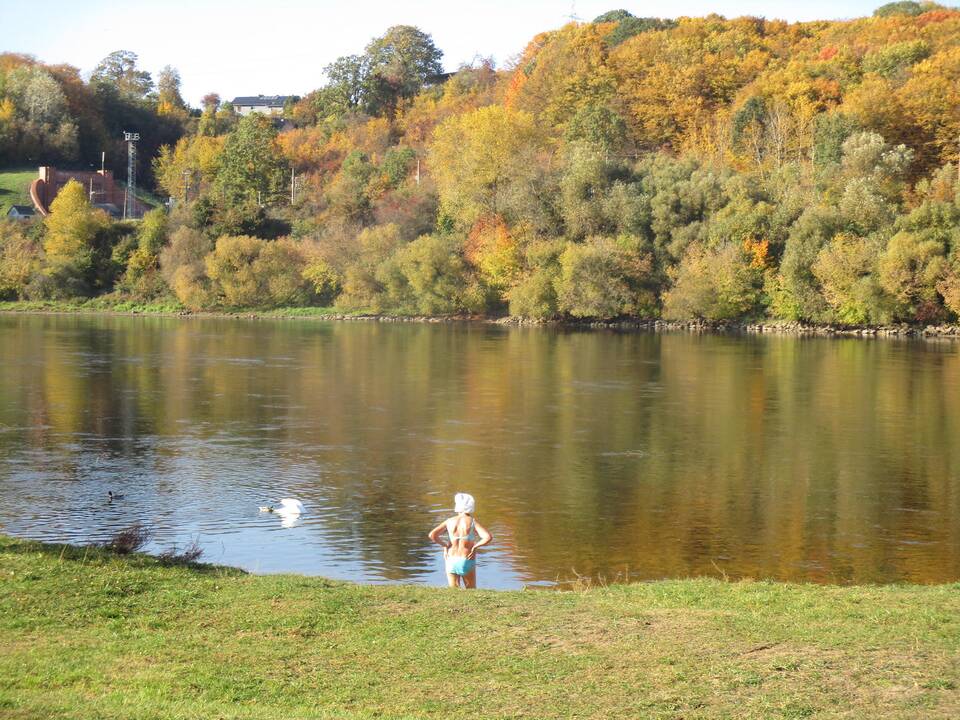 Kauniečių apranga – tarsi vasarą
